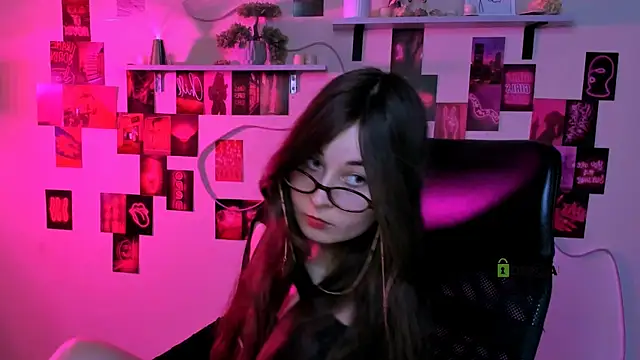 lilith diva online show from 04-18-26, 07:58