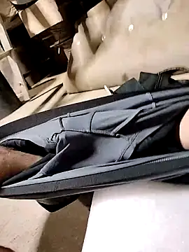 Snapshot of SborraSicula chatting on 09-20-25, 10:33 SborraSicula online show from 09-20-25, 10:33