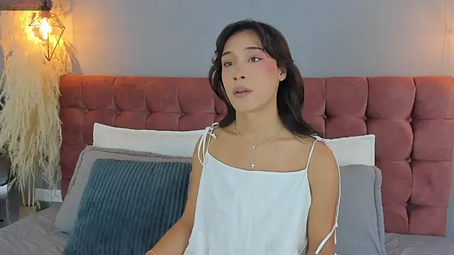 victoria decapri online show from 02-22-26, 07:12