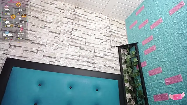 maily can online show from 11-11-25, 01:00