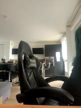 HATSUNE   online show from 09-10-25, 11:10