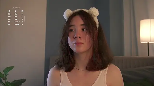 Snapshot of AlbertaClack chatting on 09-19-25, 11:22 AlbertaClack online show from 09-19-25, 11:22