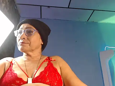 maggi hotsson online show from 11-04-25, 07:13