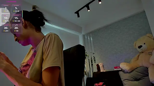 lily cash1 online show from 04-15-26, 07:58