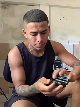 Novindot23cm online show from 11-06-25, 02:51