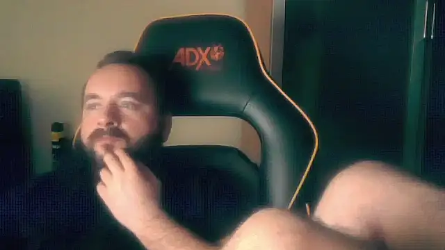 LondonMan1988 online show from 10-08-25, 04:59