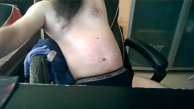 LondonMan1988 online show from 02-25-26, 10:03