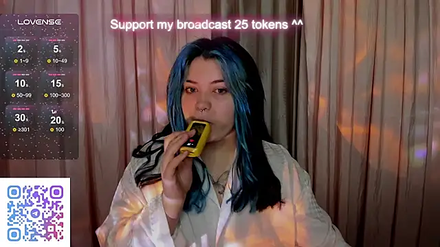 Alisa Monroe online show from 10-04-25, 08:56