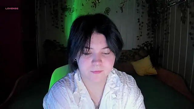 Alisa Monroe online show from 10-21-25, 02:45