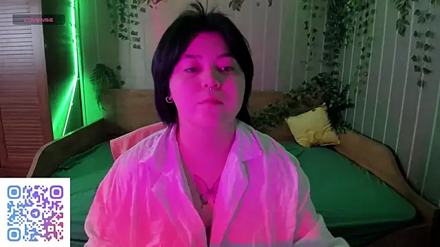 Alisa Monroe online show from 10-22-25, 02:45