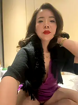 Snapshot of anna_yngs chatting on 11-23-25, 01:27 anna yngs online show from 11-23-25, 01:27