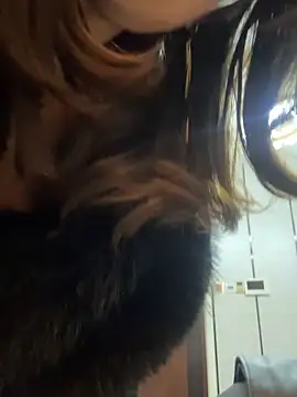 Snapshot of anna_yngs chatting on 12-04-25, 02:04 anna yngs online show from 12-04-25, 02:04