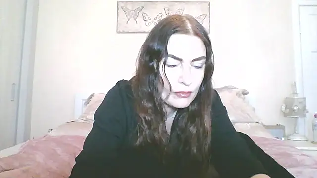 Snapshot of EllaKent chatting on 01-12-26, 03:39 EllaKent online show from 01-12-26, 03:39