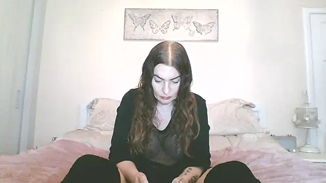 Snapshot of EllaKent chatting on 01-15-26, 03:38 EllaKent online show from 01-15-26, 03:38