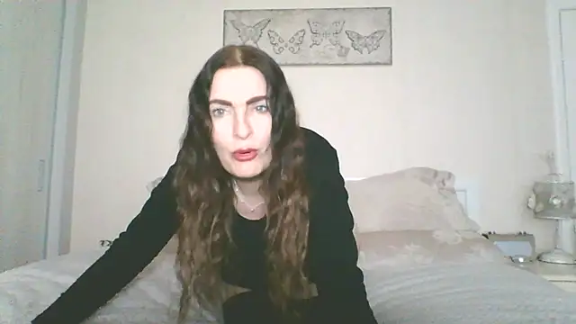 Snapshot of EllaKent chatting on 02-09-26, 03:38 EllaKent online show from 02-09-26, 03:38