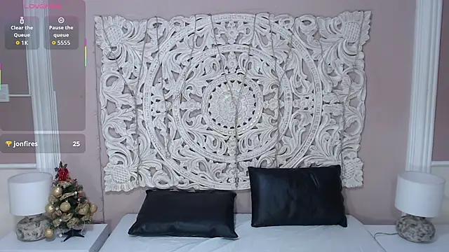 VioletLux online show from 12-20-25, 07:54