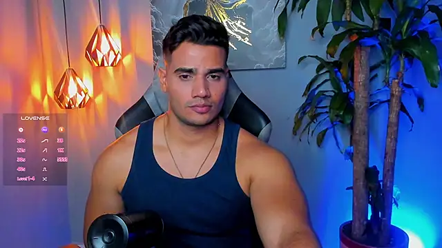 Snapshot of AndresR3 chatting on 10-28-25, 05:00 AndresR3 online show from 10-28-25, 05:00