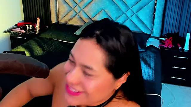 Issafoxx online show from 09-26-25, 12:20