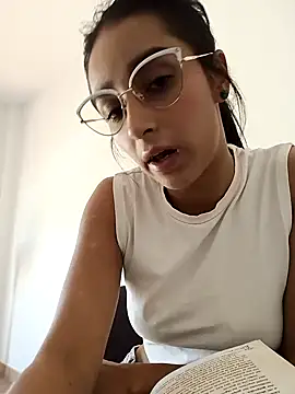 CandyFoxter  online show from 09-22-25, 01:02