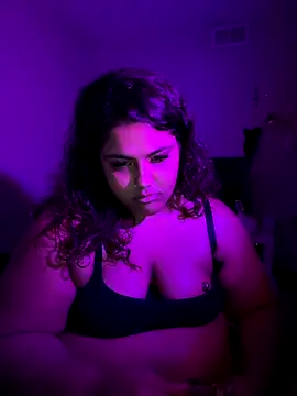 Snapshot of 1n0nlythroat chatting on 09-09-25, 08:25 1n0nlythroat online show from 09-09-25, 08:25