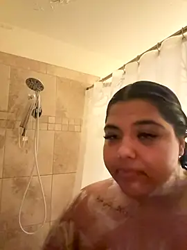 Snapshot of 1n0nlythroat chatting on 10-06-25, 05:05 1n0nlythroat online show from 10-06-25, 05:05