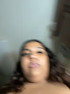 Snapshot of 1n0nlythroat chatting on 10-09-25, 01:03 1n0nlythroat online show from 10-09-25, 01:03