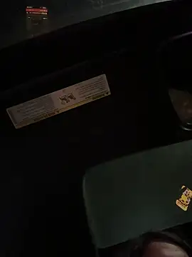 Snapshot of 1n0nlythroat chatting on 10-19-25, 09:10 1n0nlythroat online show from 10-19-25, 09:10