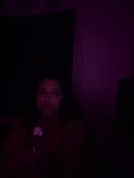 Snapshot of 1n0nlythroat chatting on 10-26-25, 10:10 1n0nlythroat online show from 10-26-25, 10:10