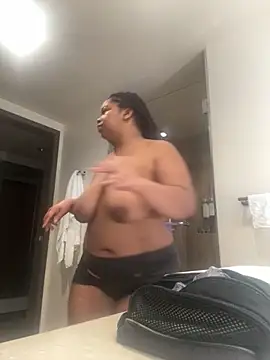 Thiccmamaa online show from 03-01-26, 07:05