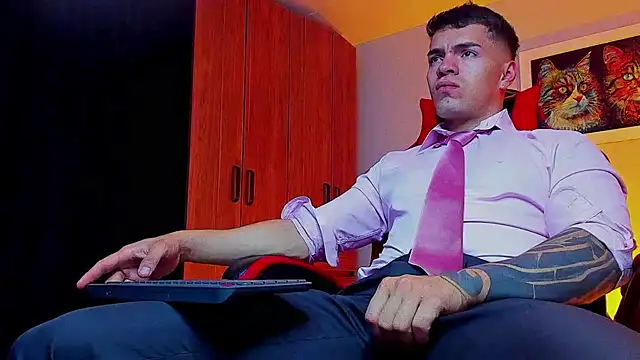 ALPHA DOMINUS  online show from 09-16-25, 03:51