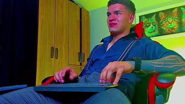 ALPHA DOMINUS  online show from 09-24-25, 04:05