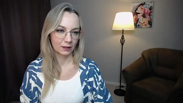 Ava Elior online show from 11-05-25, 10:37