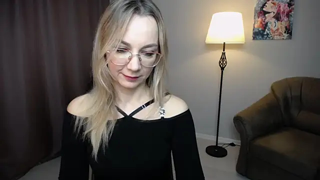 Ava Elior online show from 11-19-25, 09:20