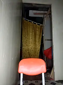 Snapshot of Kesurra chatting on 02-27-26, 08:25 Kesurra online show from 02-27-26, 08:25