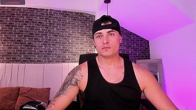 connorsmiith online show from 02-14-26, 03:42