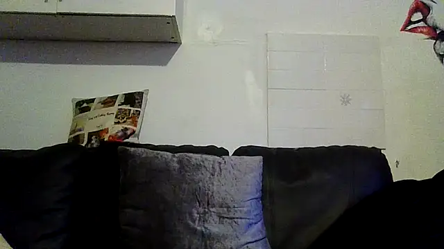 Snapshot of RubyyRosee chatting on 10-06-25, 04:15 RubyyRosee online show from 10-06-25, 04:15