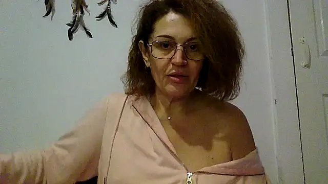 Snapshot of RubyyRosee chatting on 11-04-25, 04:17 RubyyRosee online show from 11-04-25, 04:17