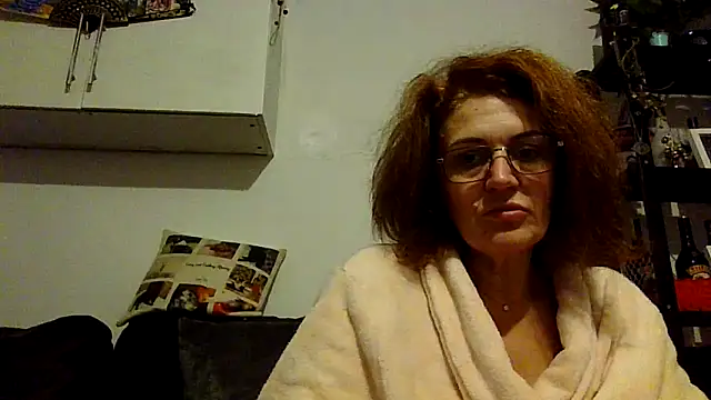 RubyyRosee online show from 12-18-25, 04:02