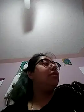 Snapshot of Lovelyrainn chatting on 09-25-25, 11:47 Lovelyrainn online show from 09-25-25, 11:47