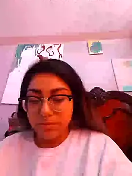 Snapshot of Lovelyrainn chatting on 10-02-25, 03:19 Lovelyrainn online show from 10-02-25, 03:19