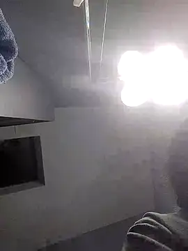 Lovelyrainn online show from 11-19-25, 08:47