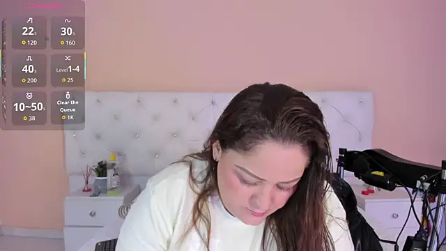 katte landerr online show from 10-10-25, 01:10