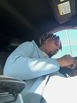 Snapshot of BigMfLuther chatting on 12-15-25, 04:22 BigMfLuther online show from 12-15-25, 04:22