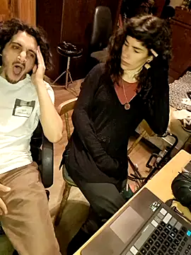 GroovyBlossom online show from 10-26-25, 04:40