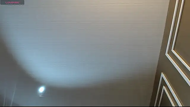 Snapshot of Megara_25 chatting on 10-17-25, 01:25 Megara 25 online show from 10-17-25, 01:25