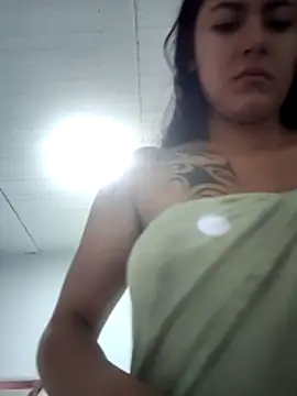 Snapshot of Megara_25 chatting on 11-24-25, 12:54 Megara 25 online show from 11-24-25, 12:54