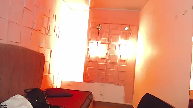 Snapshot of Megara_25 chatting on 12-16-25, 05:07 Megara 25 online show from 12-16-25, 05:07