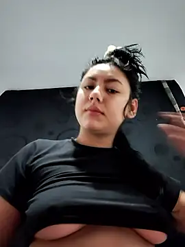 Snapshot of Megara_25 chatting on 01-12-26, 02:33 Megara 25 online show from 01-12-26, 02:33