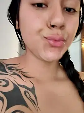 Snapshot of Megara_25 chatting on 01-18-26, 06:34 Megara 25 online show from 01-18-26, 06:34