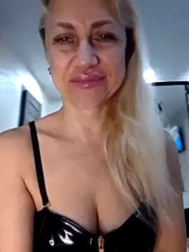 KissMiSveet online show from 02-23-26, 04:15